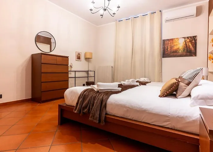 -porta Nuova-alpitour- X5 With A-c And Wi-fi Apartment Turin